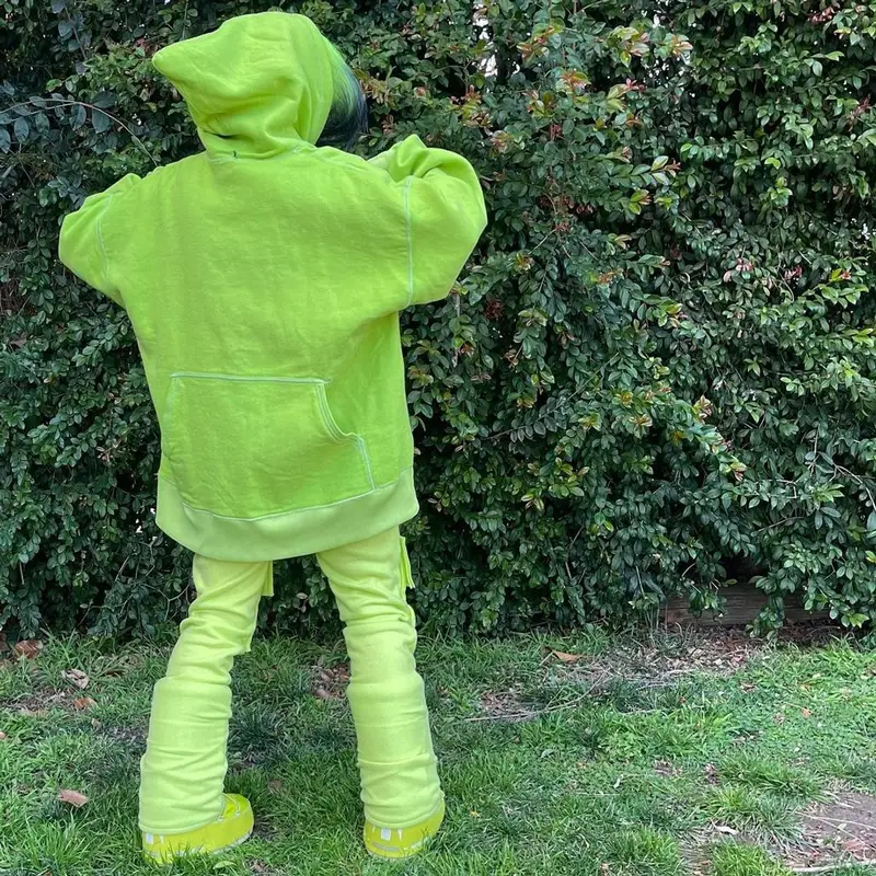 Billie Eilish outfit in Murd333r.Fm, Nyc Vibez, and Chimi, 2021