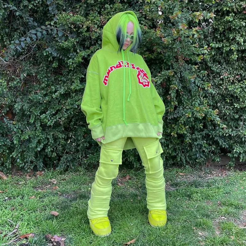 Billie Eilish outfit in Murd333r.Fm, Nyc Vibez, and Chimi, 2021