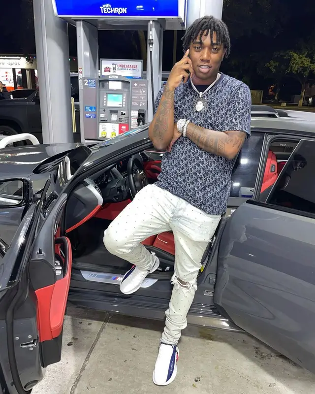 Fredo Bang outfit in Dior, Amiri, and Givenchy, 2021