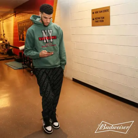 Lonzo Ball outfit in Supreme, Undefeated, and Nike, 2020