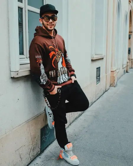 Manuel Turizo outfit in Off-White, Dolce & Gabbana, and New Era, 2020