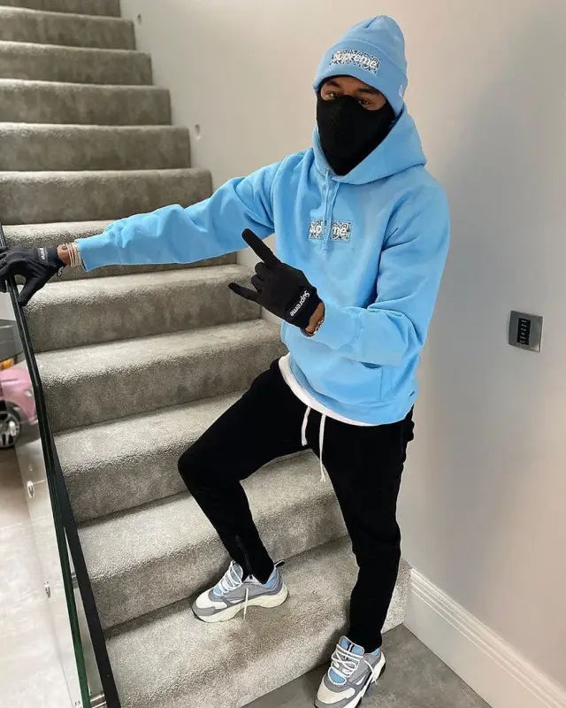 Jesse Lingard outfit in Dior, Supreme, and New Era, 2020