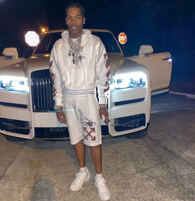 Lil Baby outfit in Off-White and Chanel, 2020
