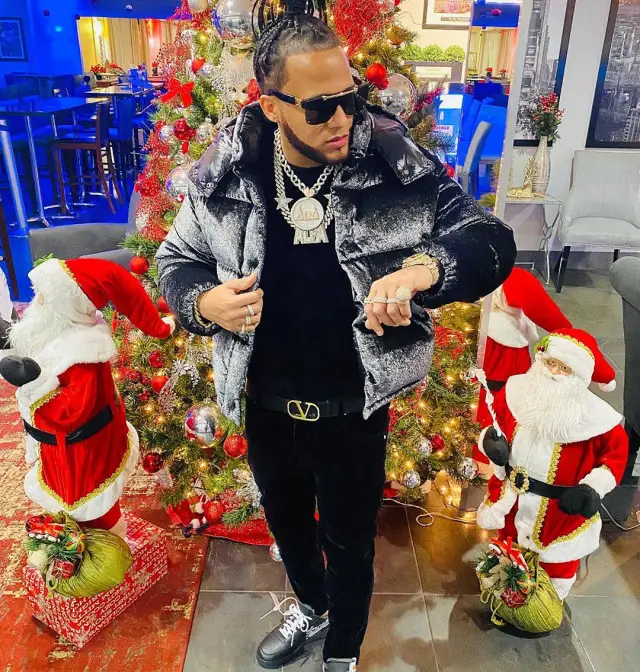 El Alfa El Jefe outfit in Moncler, Dolce & Gabbana, and Louis Vuitton, 2020