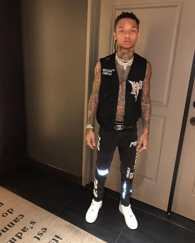 Swae Lee outfit in La Familia Tour, Chanel, and Graf & Wu, 2020