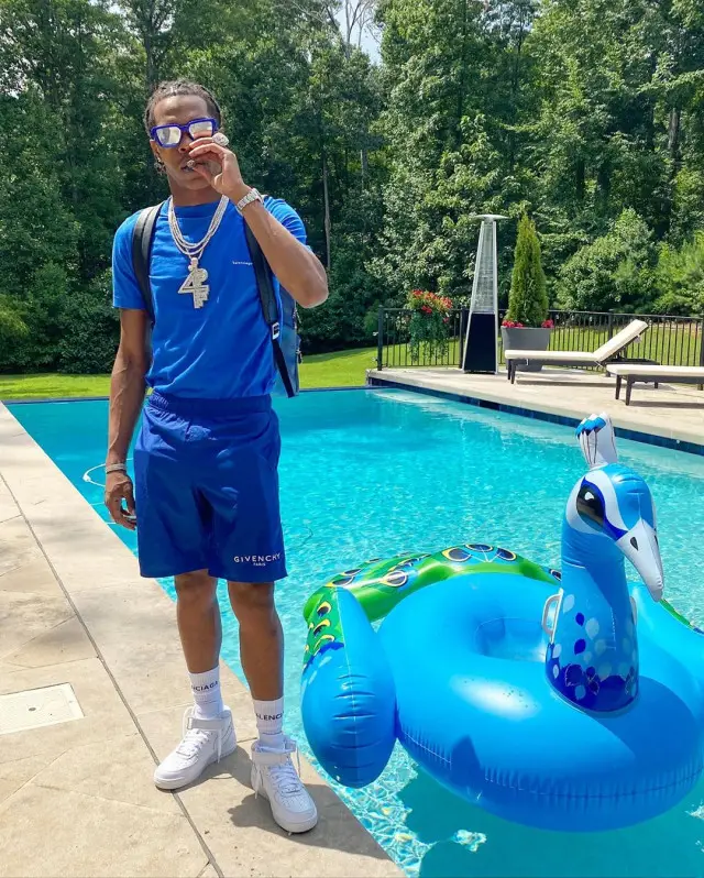 Lil Baby outfit in Balenciaga, Givenchy, and Louis Vuitton, 2020