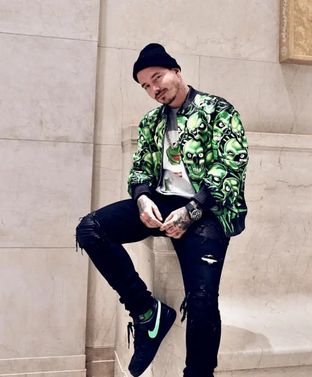 J Balvin outfit in Supreme and Amiri, 2020