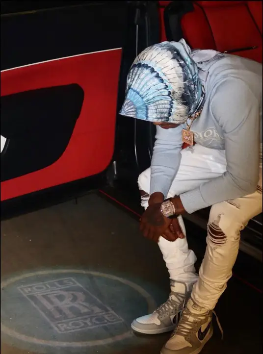 A Boogie Wit Da Hoodie outfit in Dior, Hermes, and Jordan, 2020
