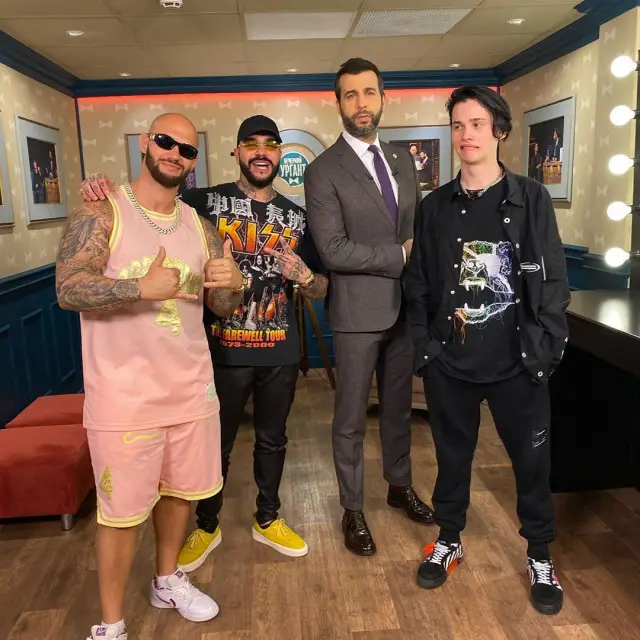 Даня Милохин outfit in Marcelo Burlon, Red September, and Off-White, 2020