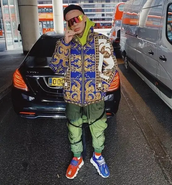 Элджей outfit in Versace, Unravel Project, and 100%, 2020