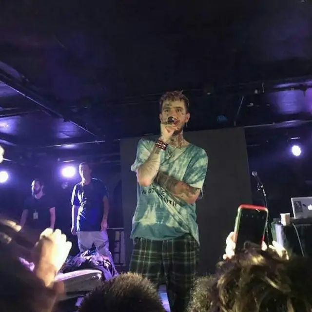 Lil Peep outfit in Rose in Good Faith, 2020