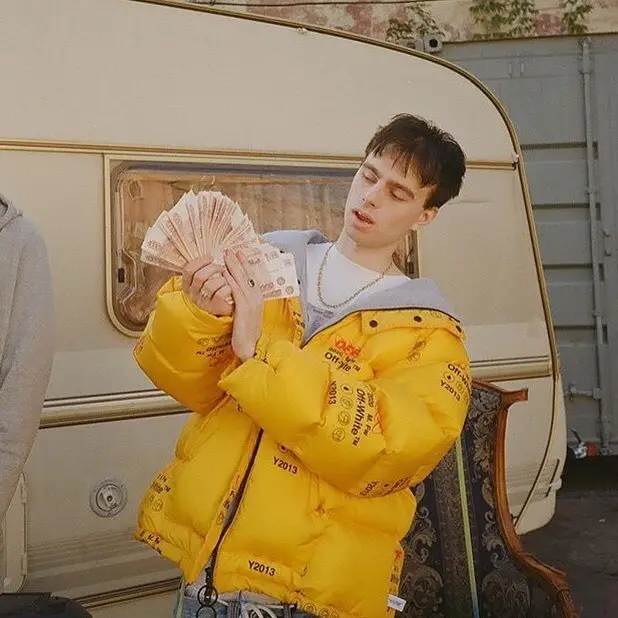 Rocket outfit in Off-White, Adore Moscow, and Adidas, 2019