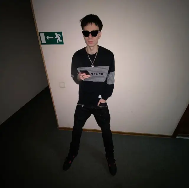 Rocket outfit in Supreme, Balmain, and Valentino, 2020