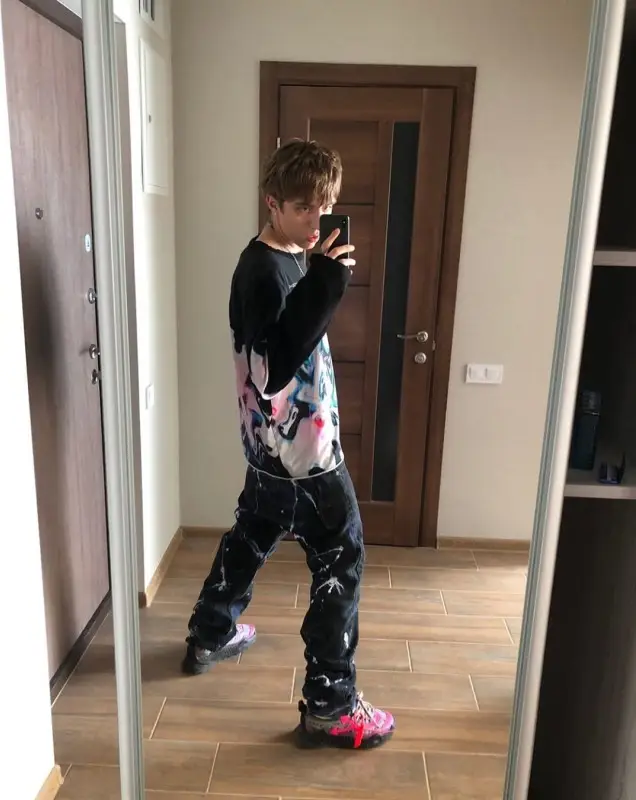Lil Morty outfit in Misbhv, Semon Pavlov, and Off-White, 2020