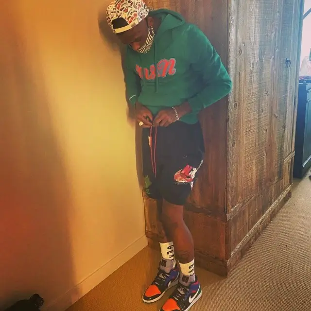 Famous Dex outfit in Mitchell & Ness, Nike, and NBA, 2020
