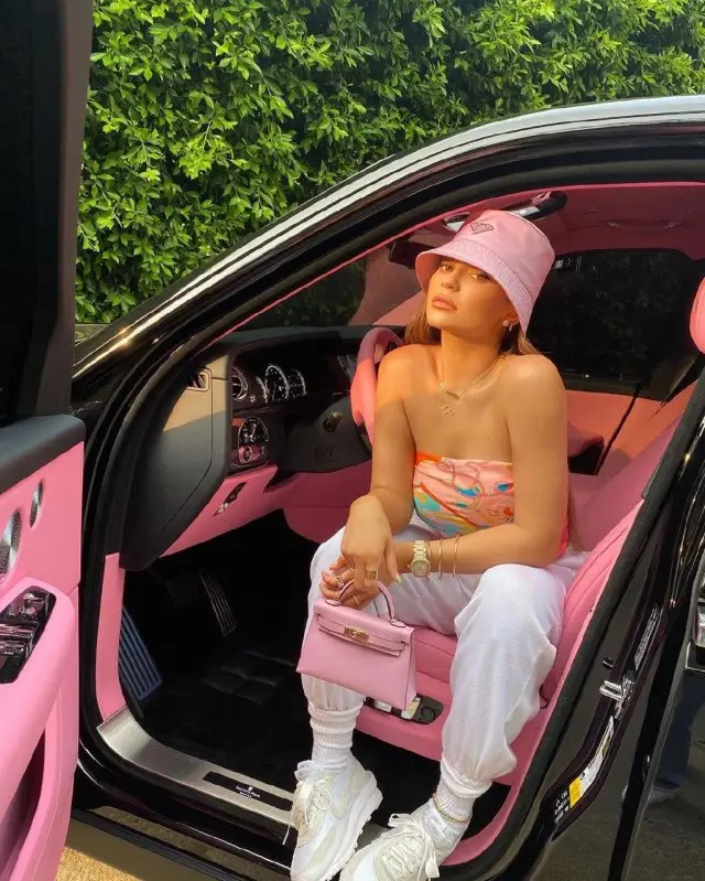 Kylie Jenner outfit in Hermes, Prada, and Emilio Pucci, 2020