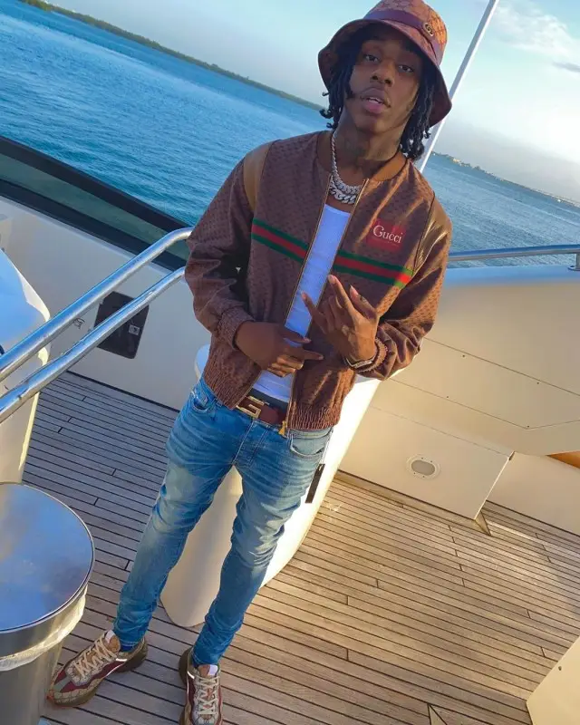 Polo G outfit in Gucci, 2020