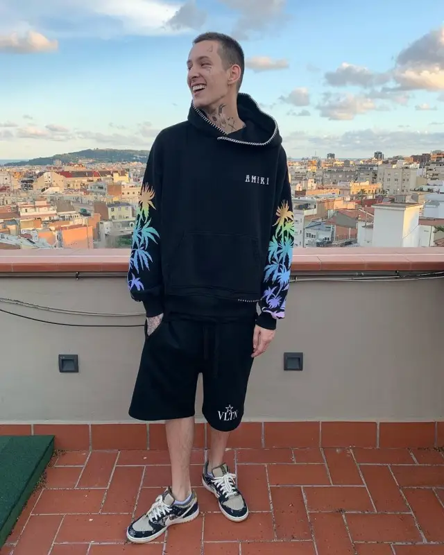 Kizaru outfit in Amiri, Valentino, and Nike, 2020