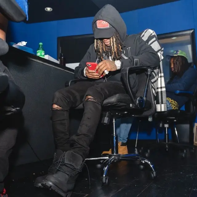 King Von outfit in Amiri, Dolce & Gabbana, and Gucci, 2020