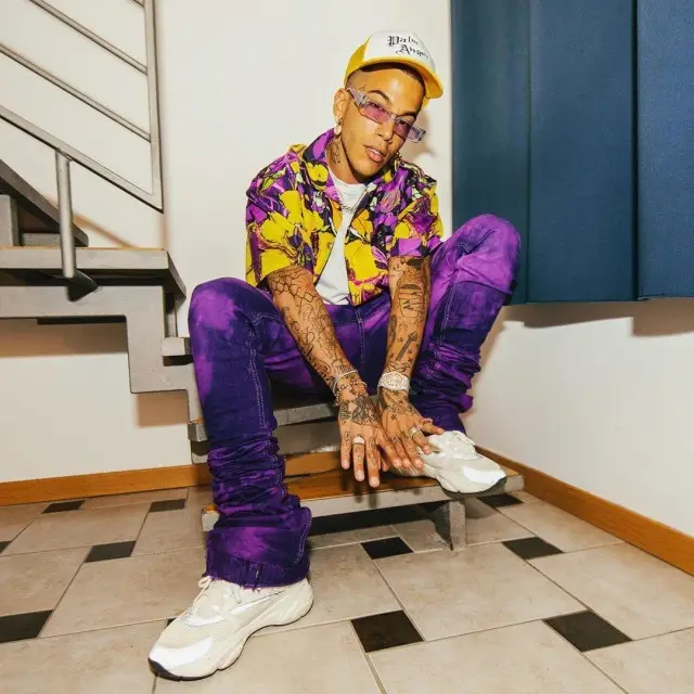 Sfera Ebbasta outfit in Cop Killer, Formy Studio, and Palm Angels, 2020
