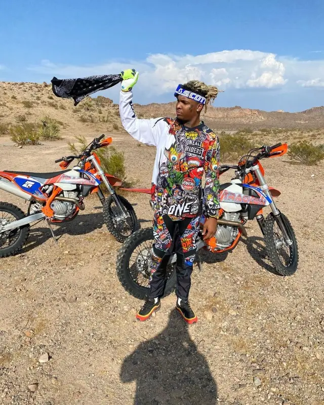 Lil Keed outfit in O'Neal, Scott, and ShiftMX, 2020
