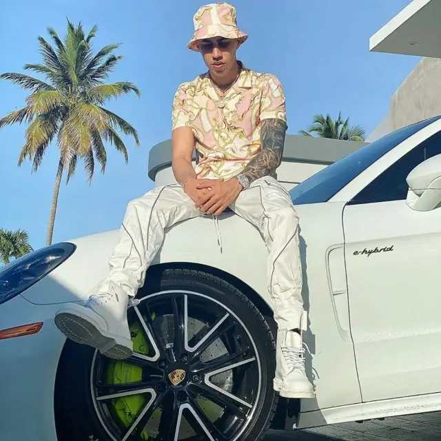 Brytiago outfit in Guapi, 2020