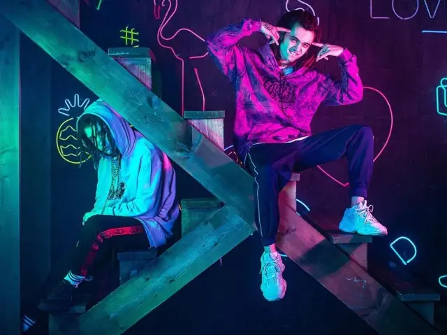 Gone Fludd outfit in Torch and Adidas, 2019