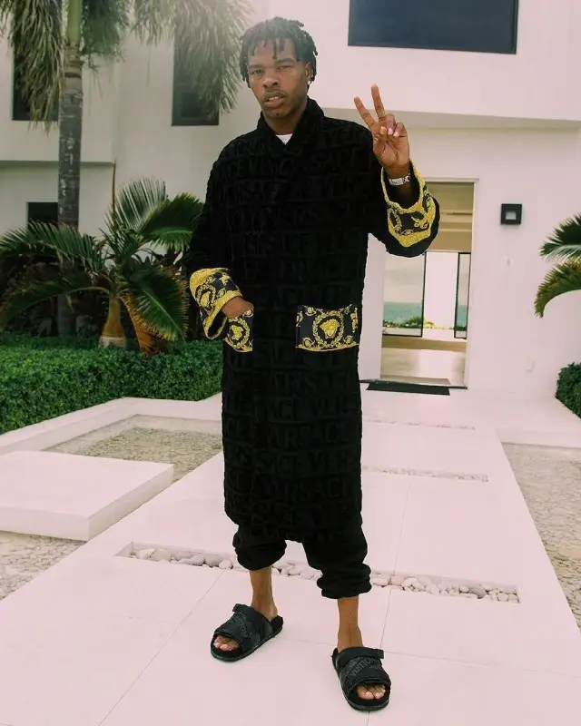 Lil Baby outfit in Versace and Louis Vuitton, 2020