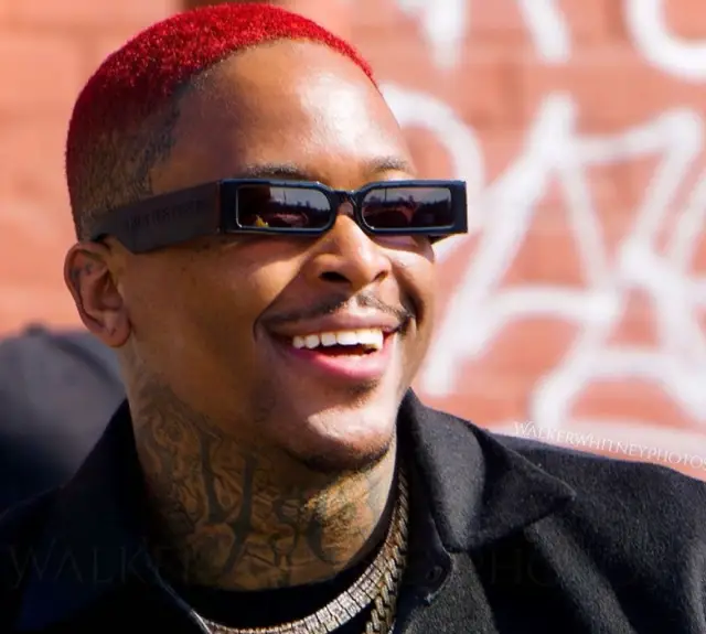 YG outfit in A BETTER FEELING, 2020