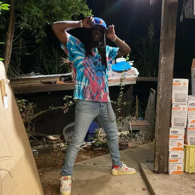 Chief Keef outfit in Amiri, Jordan, and New Era, 2020