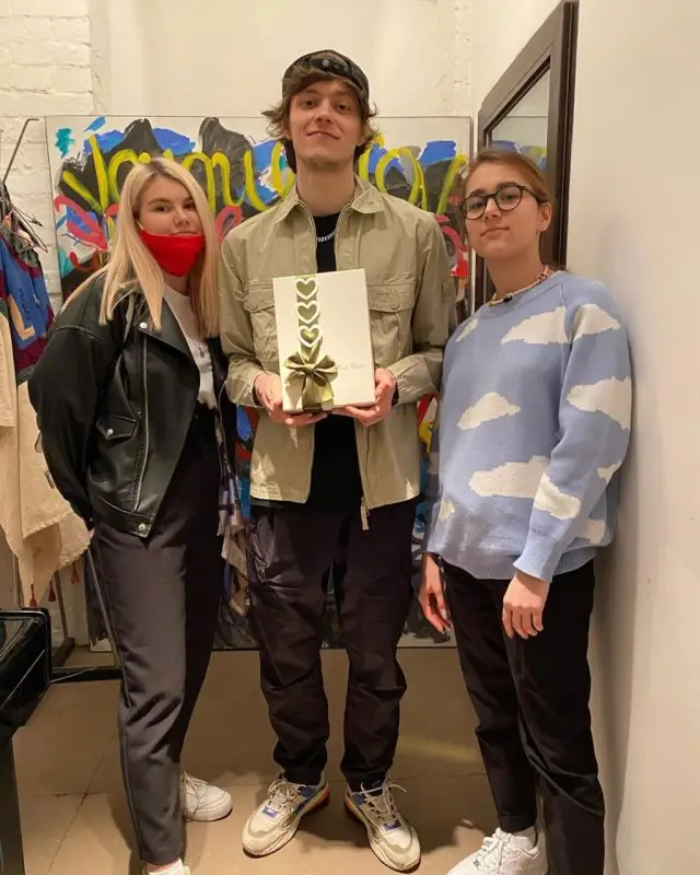OG Buda outfit in Stone Island, Givenchy, and Off-White, 2020