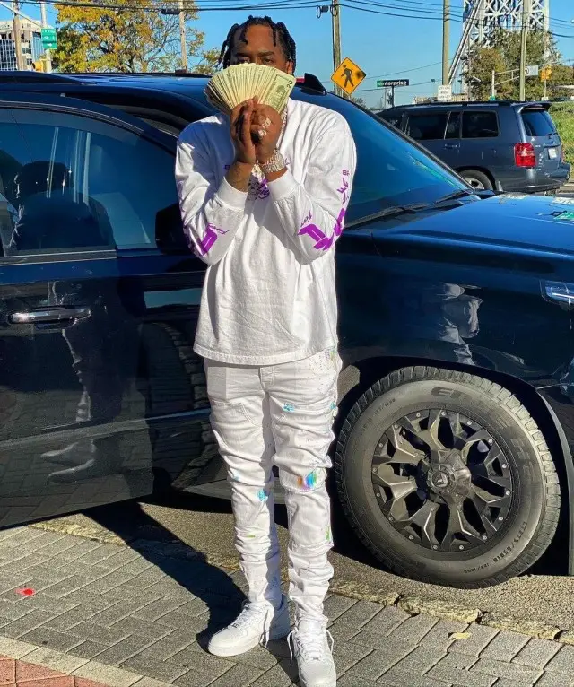 Fivio Foreign outfit in Fivio Foreign Merch and Nike, 2020