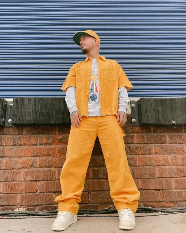 J Balvin outfit in Advisory Board Crystals, Jordan, and Little Sun Foundation, 2020