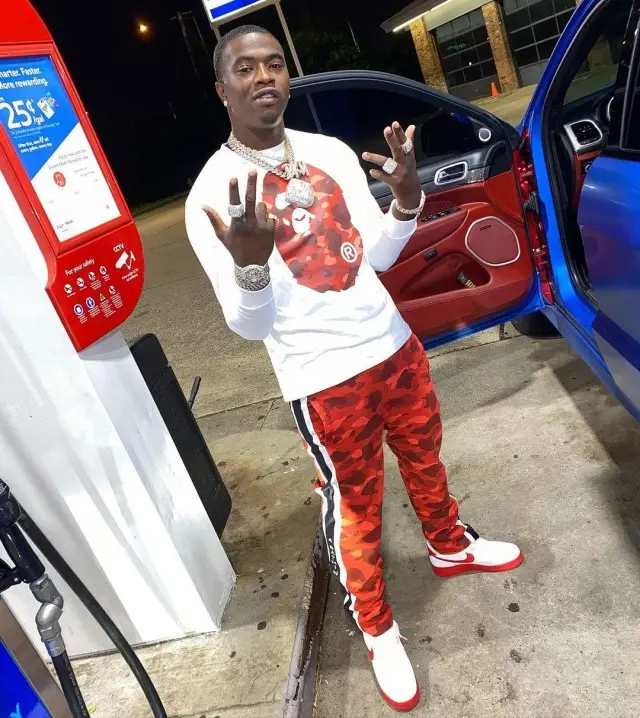 Bankroll Freddie outfit in Bape and Nike, 2020