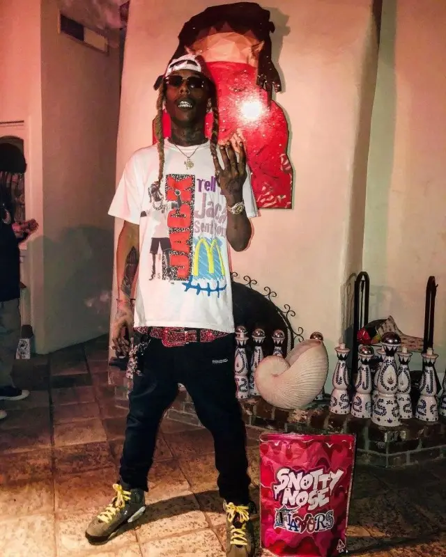 Chris King outfit in Cactus Jack, Supreme, and Nike, 2020