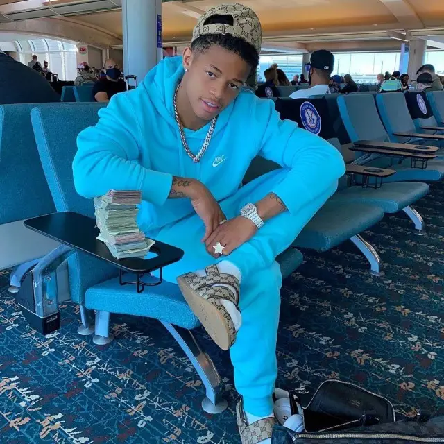 YK Osiris outfit in Nike and Gucci, 2020