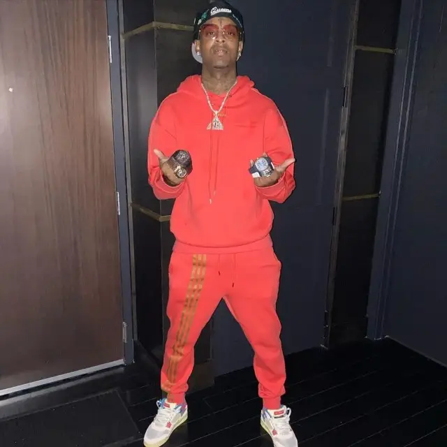 21 Savage outfit in Adidas, Cartier, and Ivy Park, 2020