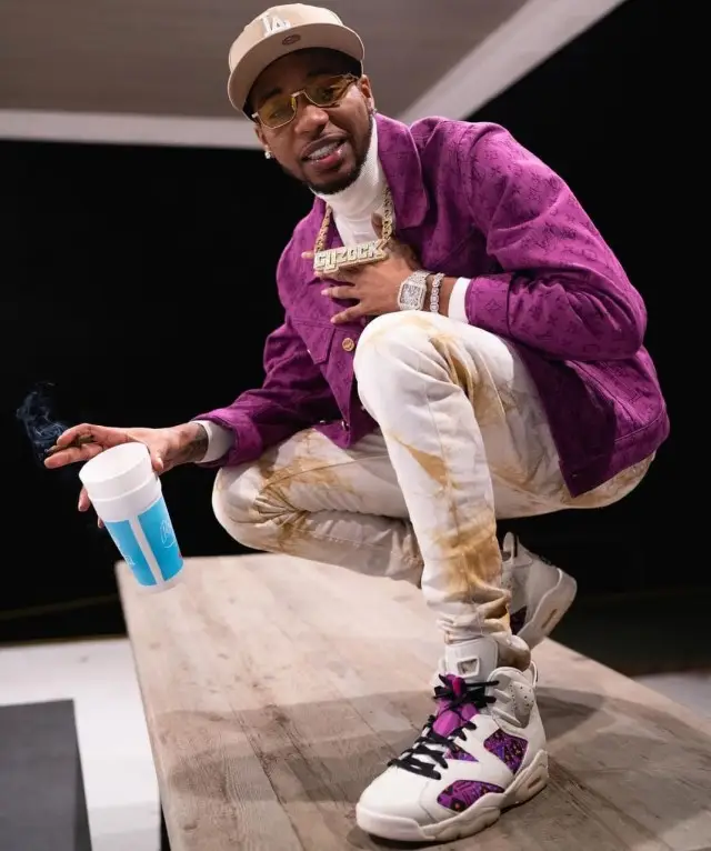 Key Glock outfit in Louis Vuitton, Off-White, and New Era, 2020