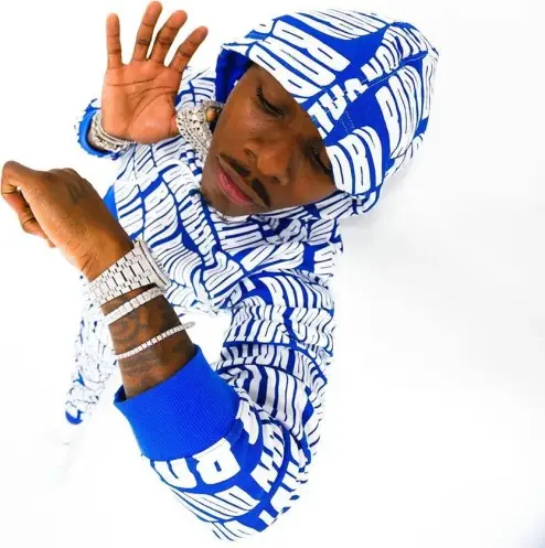 DaBaby outfit in Billion Dollar Baby, 2020
