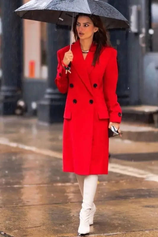 Emily Ratajkowski outfit in Proenza Schouler, Ray-Ban, and Apple, 2020