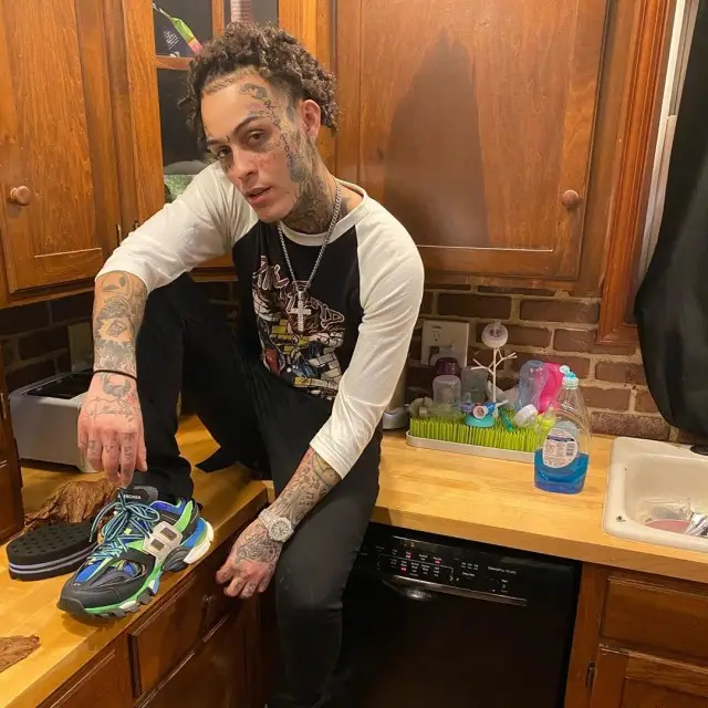 Lil Skies outfit in Pink Floyd Merch, Ksubi, and Balenciaga, 2020