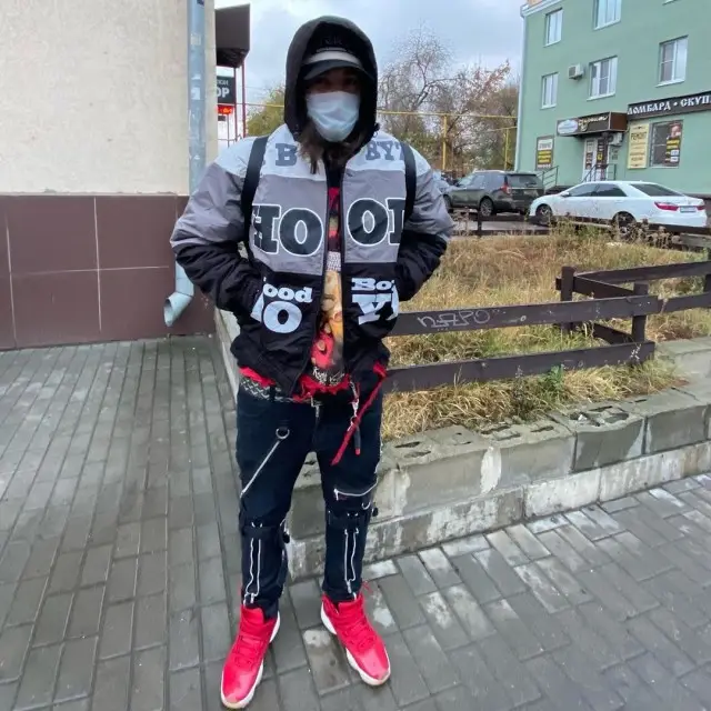 White Punk outfit in Jordan, Goyard, and Chrome Hearts, 2020