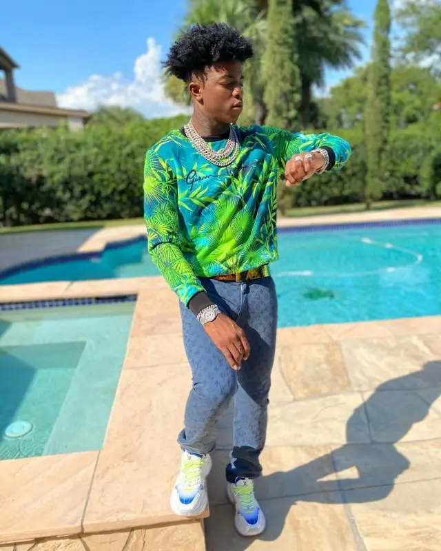 Yungeen Ace outfit in Versace and Louis Vuitton, 2020