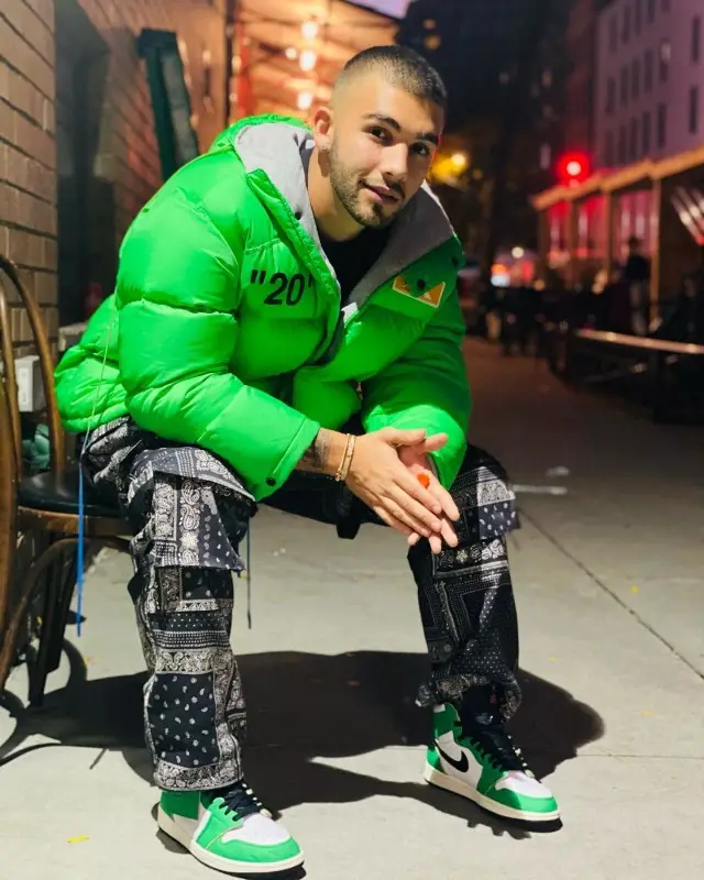 Manuel Turizo outfit in Off-White, Stone Island, and Rogic, 2020