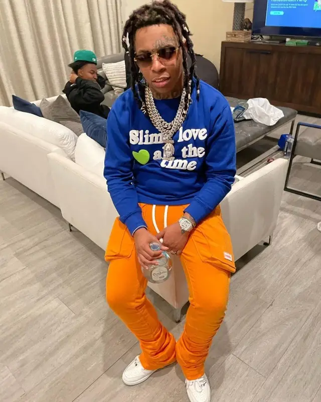 Lil Gotit outfit in Modisch, Pitch4ck, and Cartier, 2020