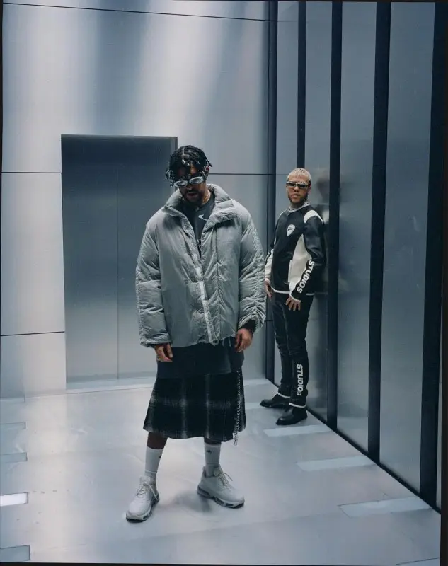 Jhay Cortez outfit in Midnight Studios and Gucci, 2020