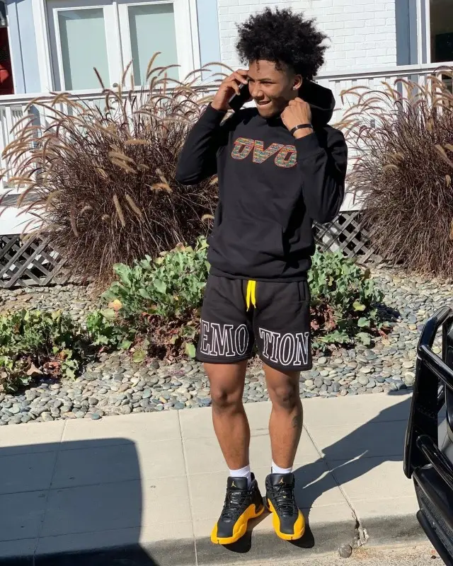 Mikey outfit in OVO, Mixed Emotion, and Jordan, 2020