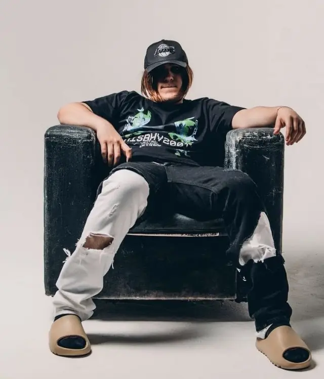 THRILL PILL outfit in Raf Simons, Mitchell & Ness, and Adidas, 2020