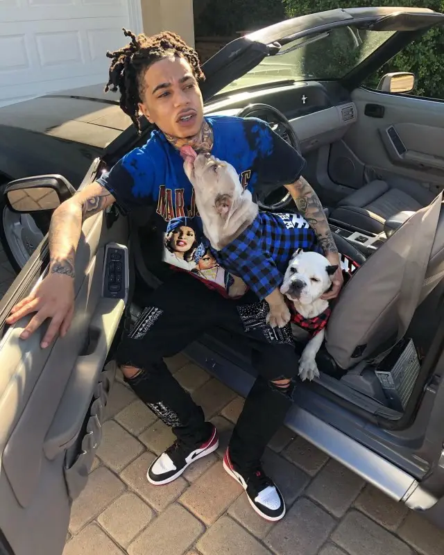 YBN Nahmir outfit in FashionNova and Nike, 2020