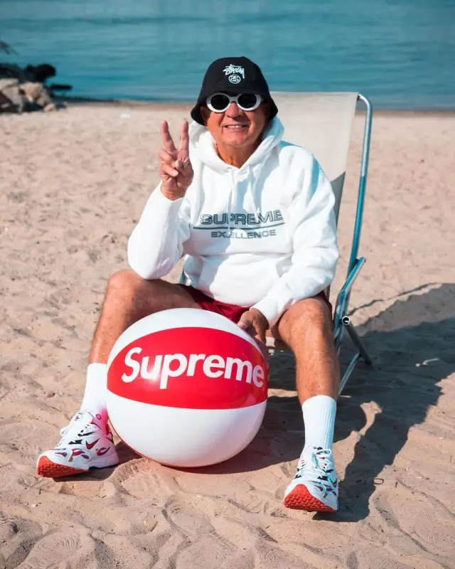 Alojz Abram outfit in Supreme, Nike, and Stussy, 2020